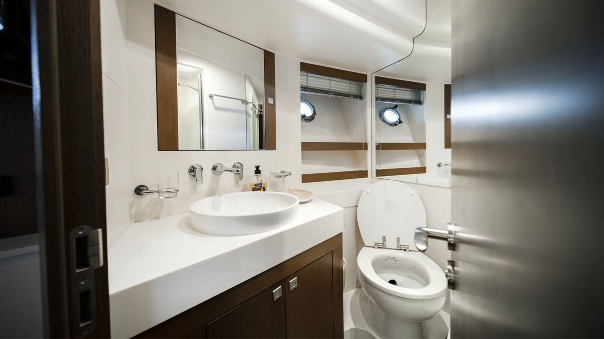 2015 Numarine 78 Flybridge in vendita (photo 19)