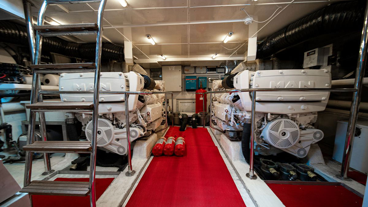 2015 Numarine 78 Flybridge in vendita (photo 31)