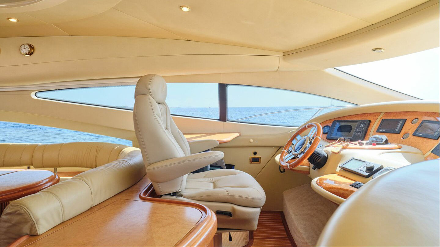 2006 Azimut 68 Evo for sale (photo 5)