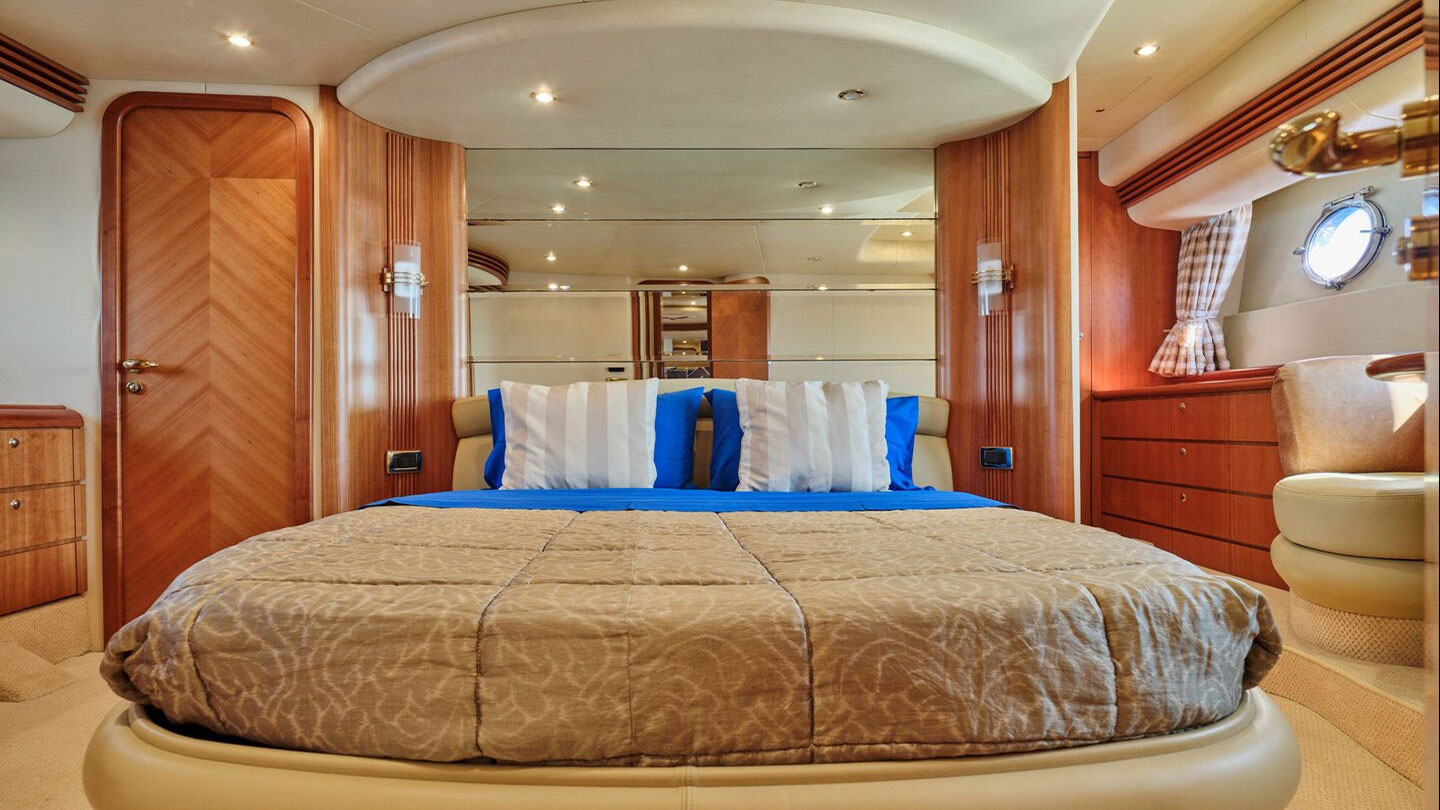 2006 Azimut 68 Evo for sale (photo 7)
