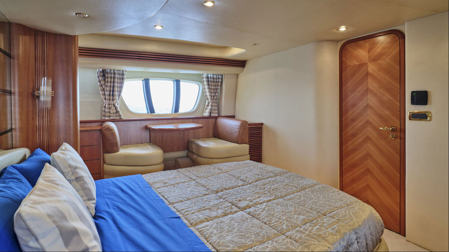 2006 Azimut 68 Evo for sale (photo 8)