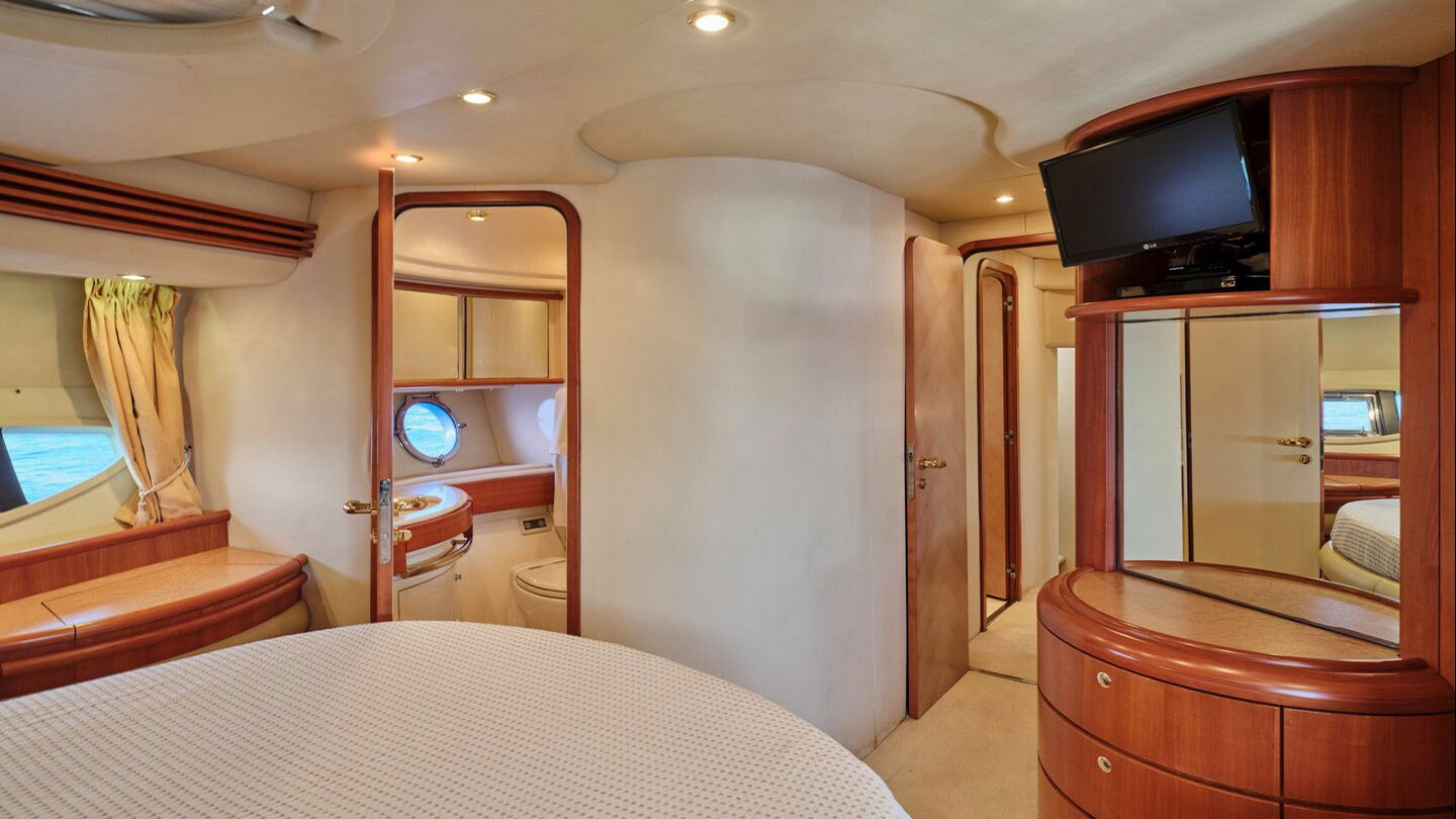 2006 Azimut 68 Evo for sale (photo 10)