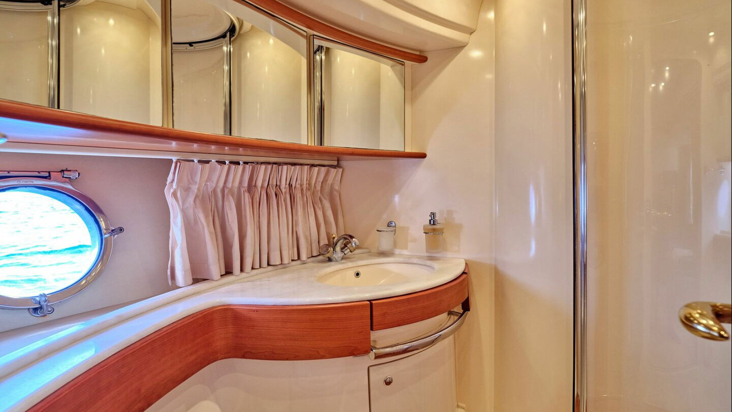 2006 Azimut 68 Evo for sale (photo 13)