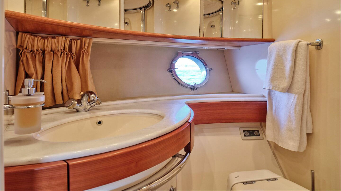 2006 Azimut 68 Evo for sale (photo 14)