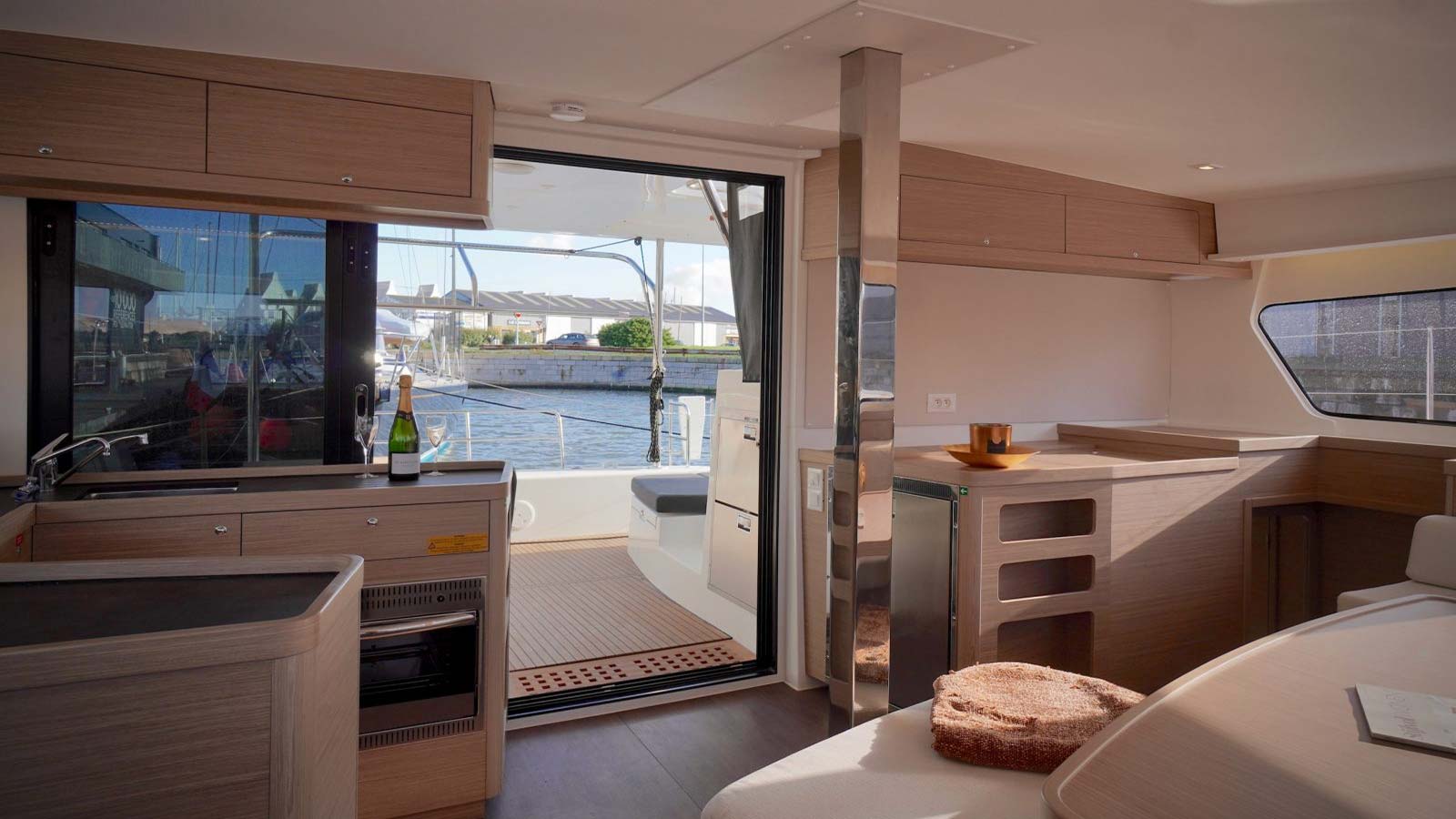 2023 Lagoon 42 for sale (photo 3)