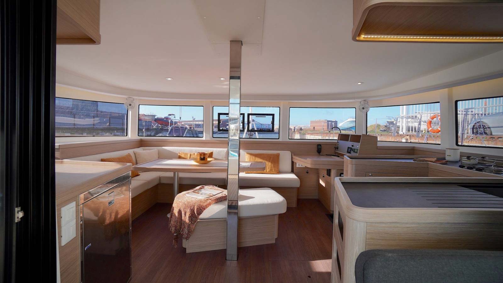 2023 Lagoon 42 for sale (photo 11)
