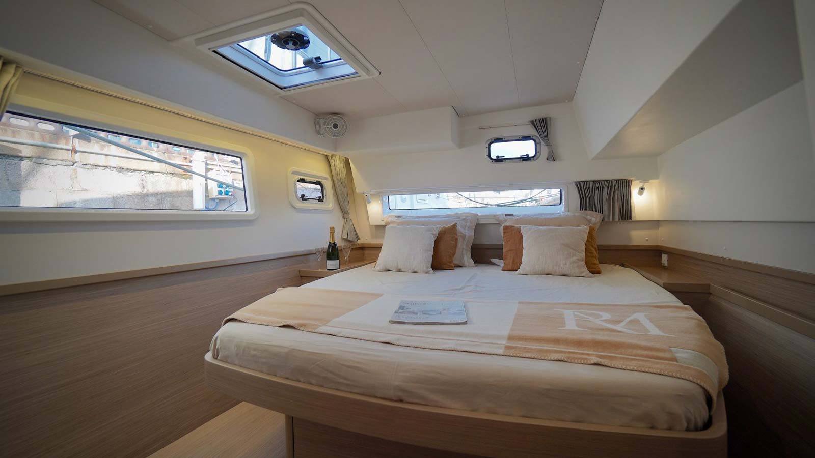2023 Lagoon 42 for sale (photo 16)