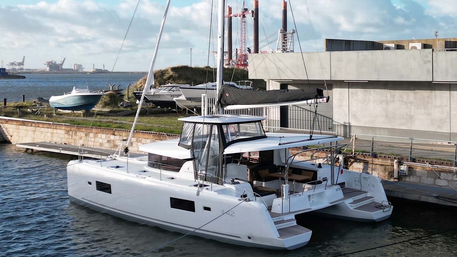 2023 Lagoon 42 for sale (photo 33)