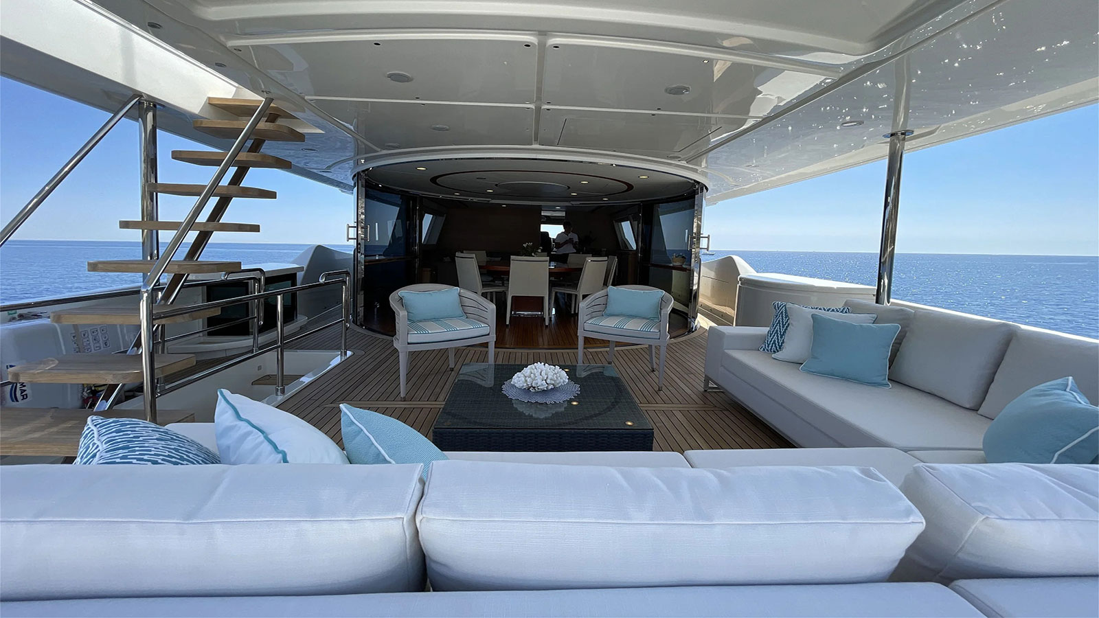 2013 Custom Line Navetta 33 te koop (photo 18)