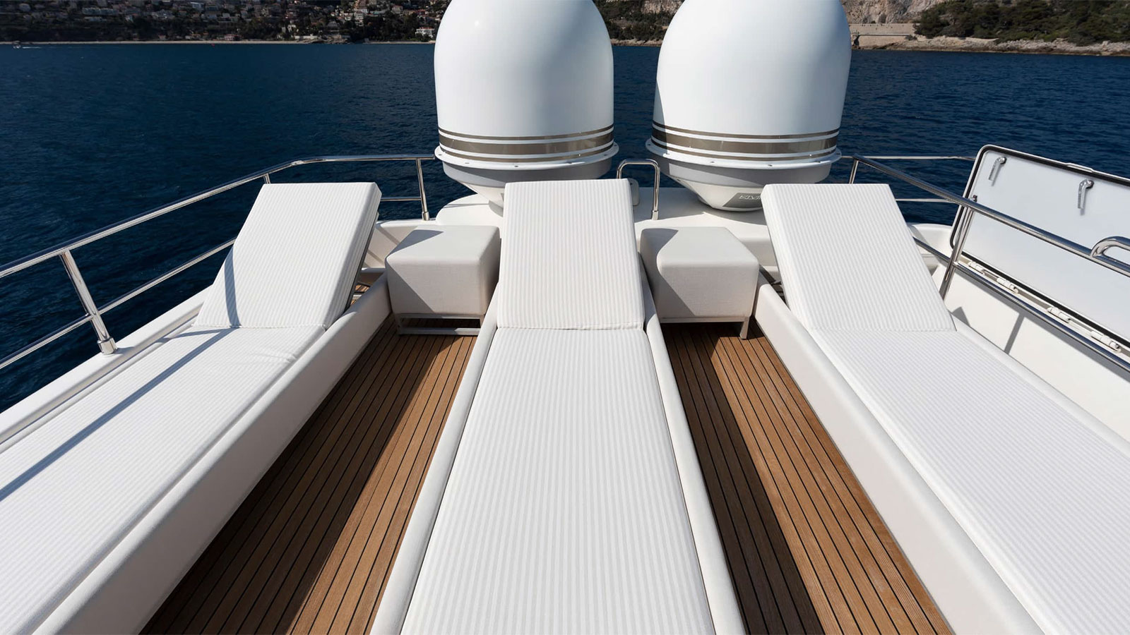 2013 Custom Line Navetta 33 te koop (photo 19)