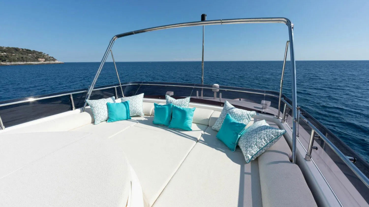 2013 Custom Line Navetta 33 te koop (photo 22)
