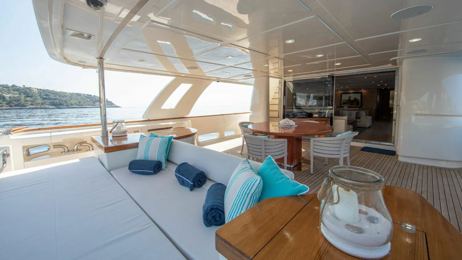 2013 Custom Line Navetta 33 te koop (photo 23)