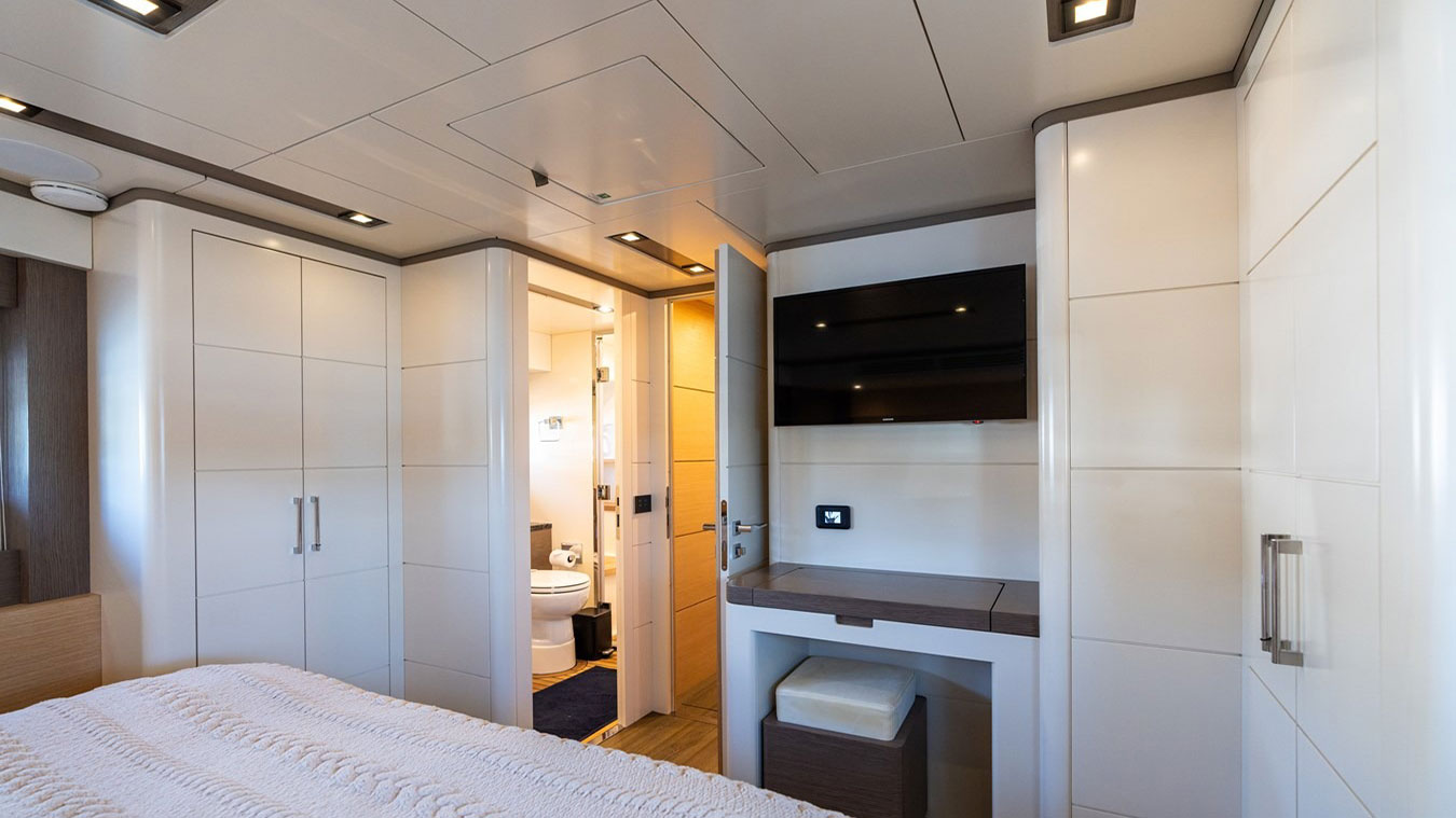 2019 Sirena 64 à vendre (photo 8)