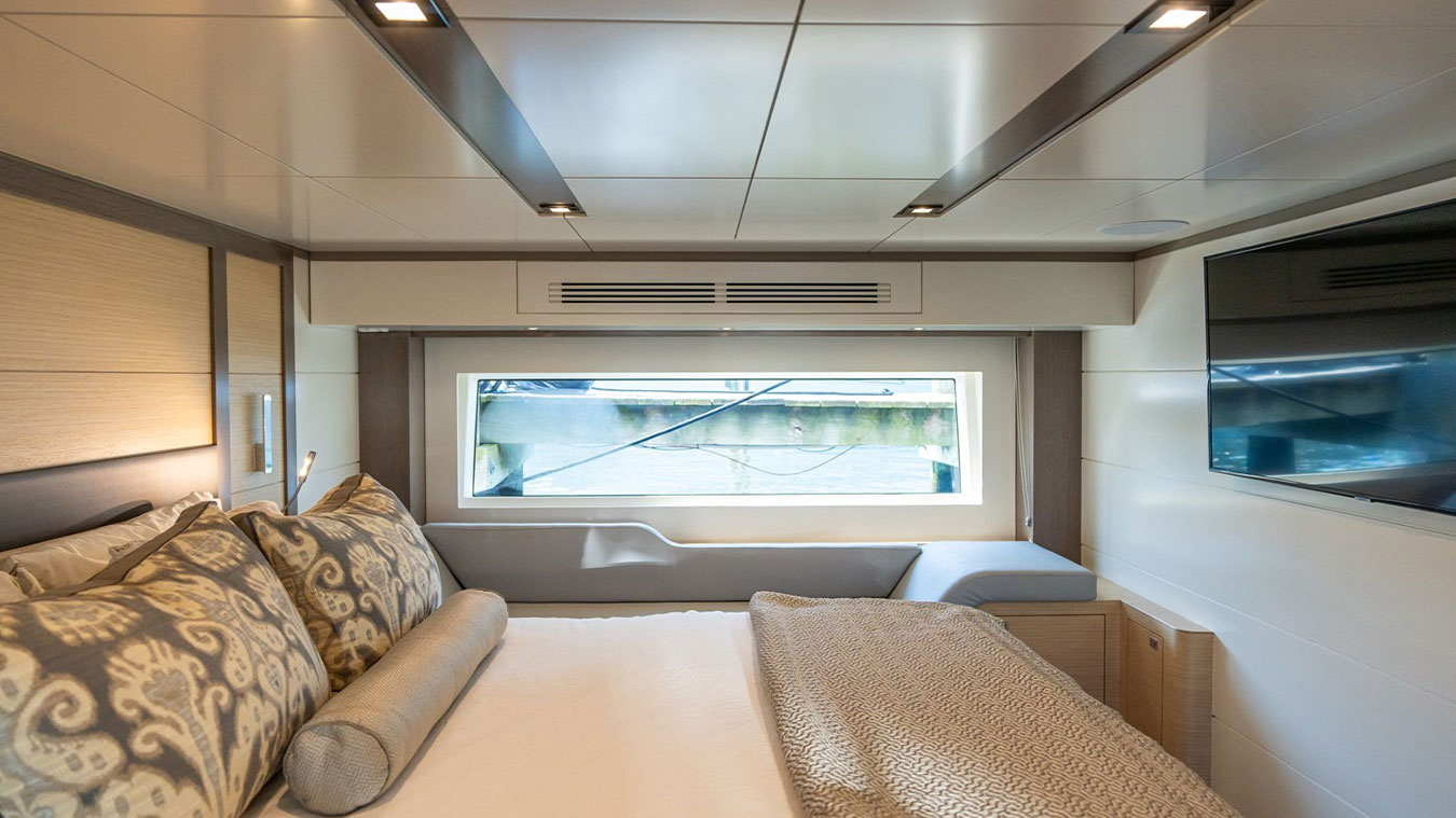2019 Sirena 64 à vendre (photo 11)