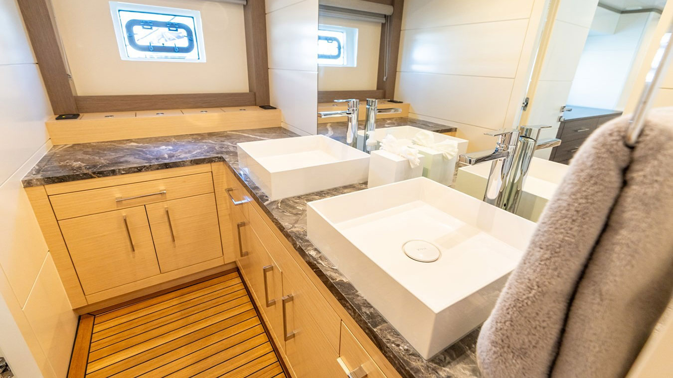 2019 Sirena 64 à vendre (photo 17)