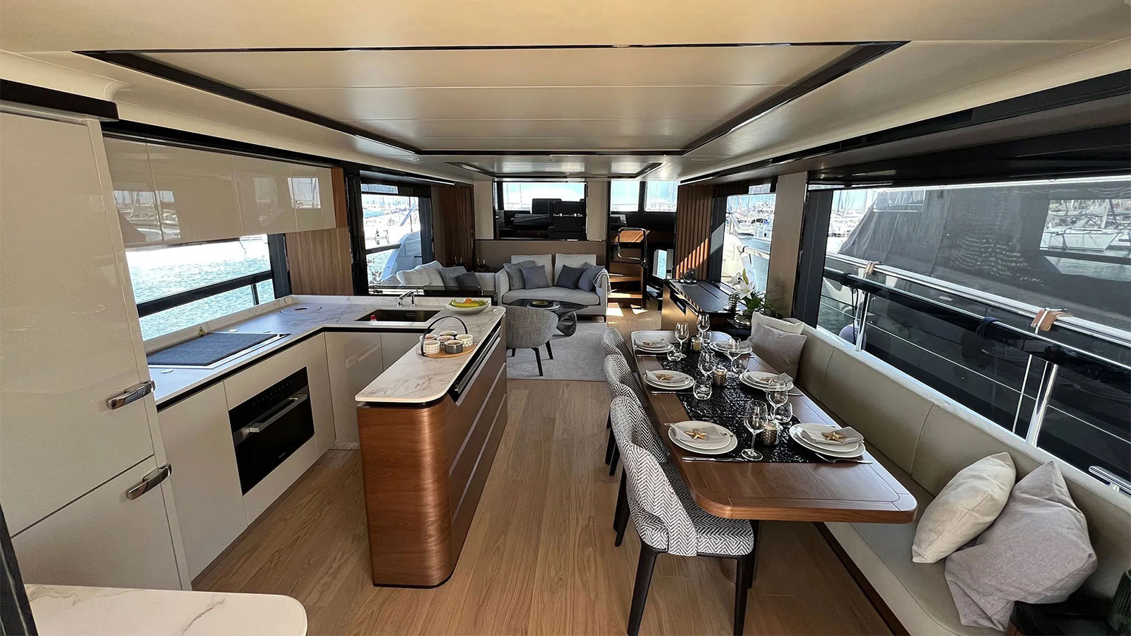 2023 Absolute Navetta 68 na sprzedaż (photo 3)