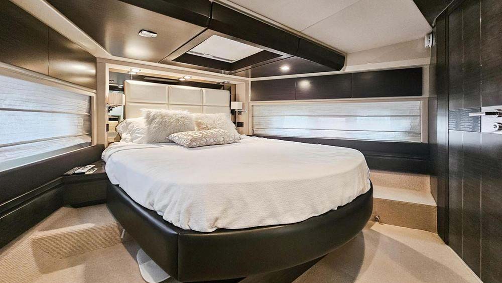 2013 Azimut 70 Fly for sale (photo 5)