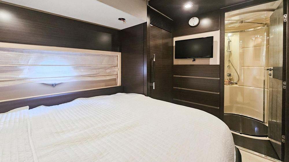 2013 Azimut 70 Fly for sale (photo 7)