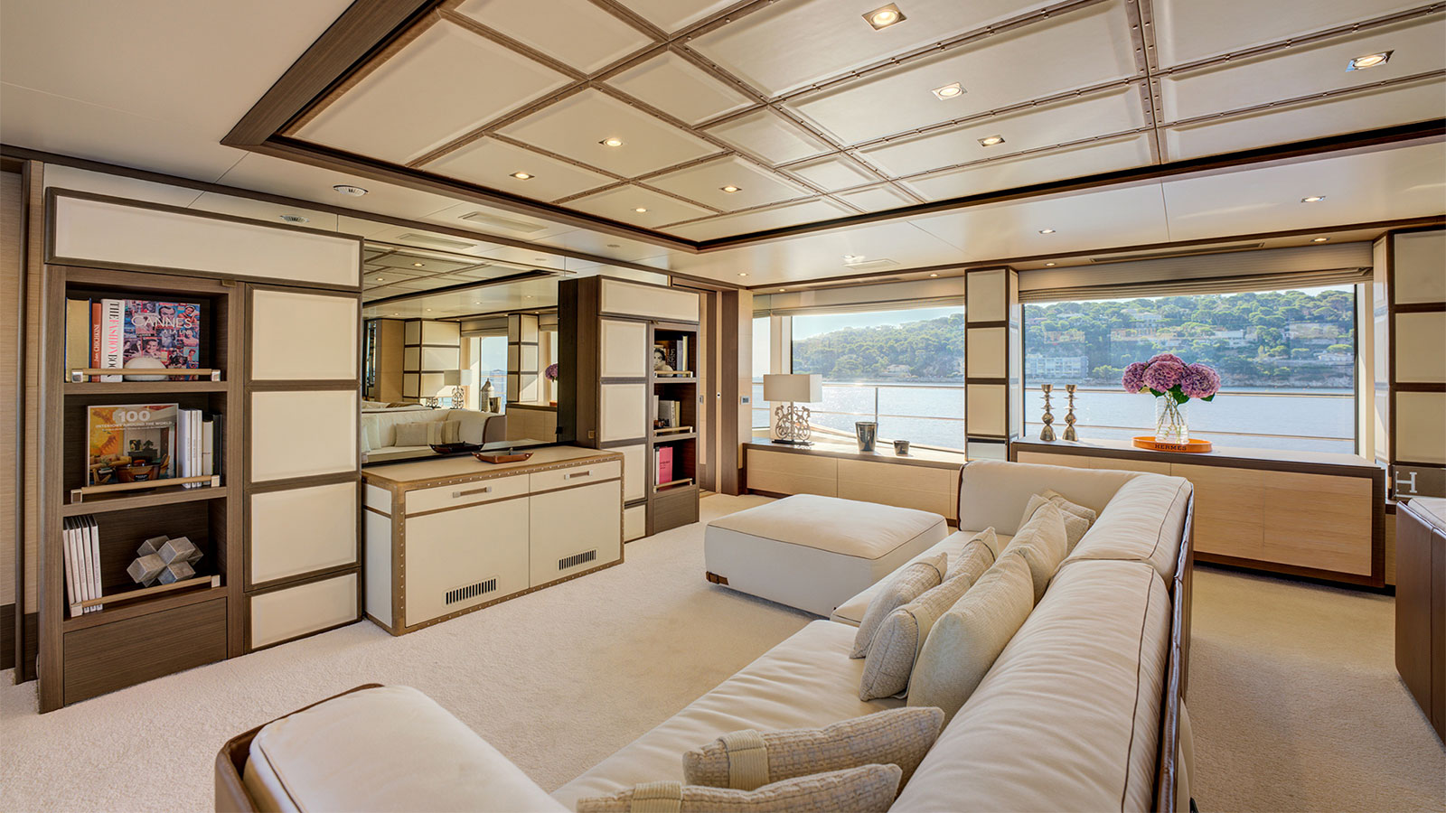 2014 Benetti Crystal 140 te koop (photo 13)