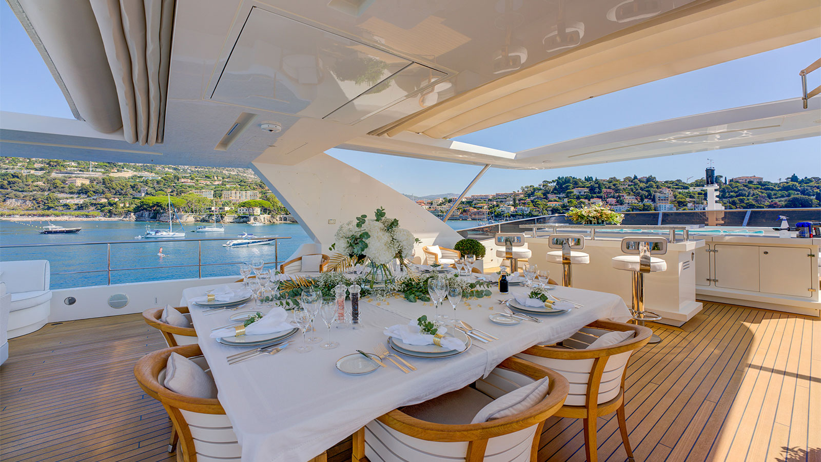 2014 Benetti Crystal 140 te koop (photo 27)
