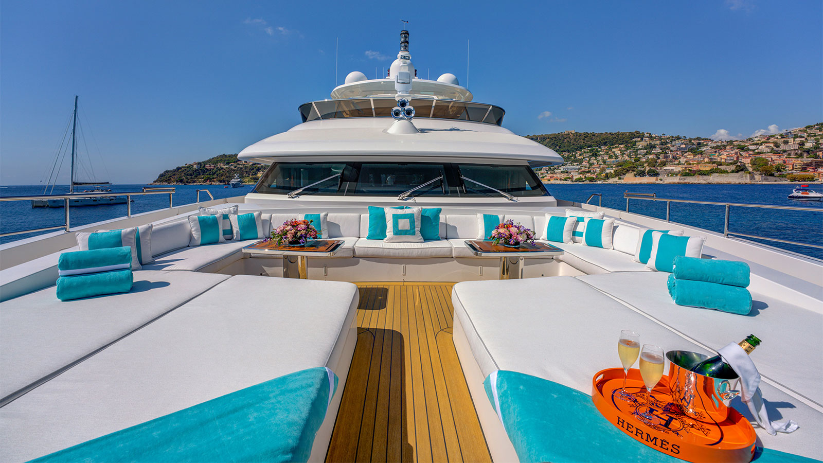 2014 Benetti Crystal 140 te koop (photo 34)