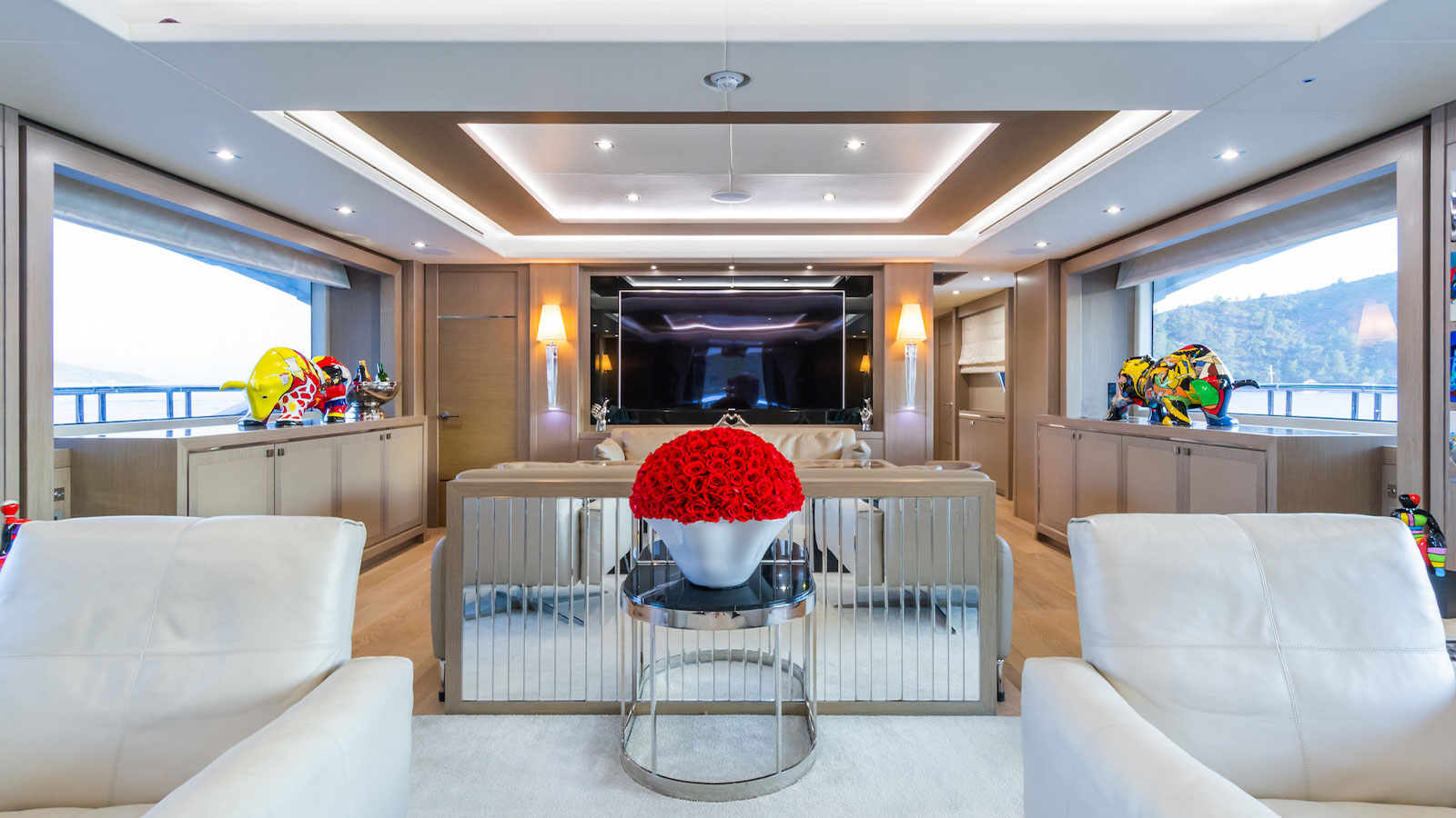 2017 Sunseeker 116 Sport Yacht for sale (photo 6)