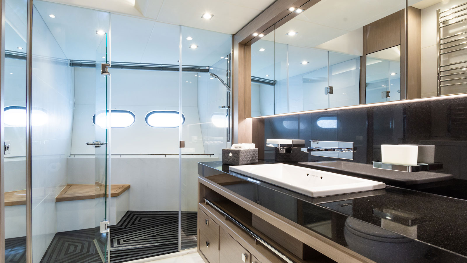 2017 Sunseeker 116 Sport Yacht for sale (photo 11)