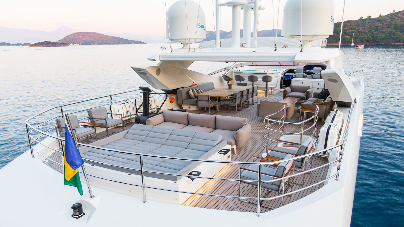 2017 Sunseeker 116 Sport Yacht for sale (photo 15)