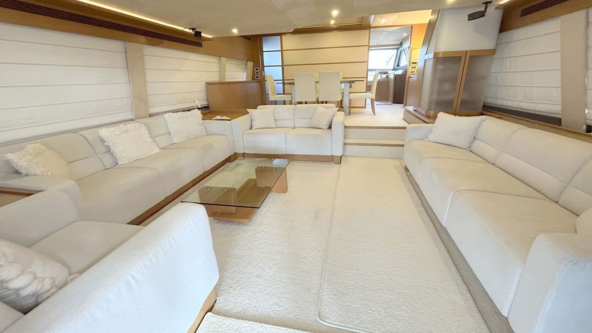 2006 Ferretti 780 HT for sale (photo 2)