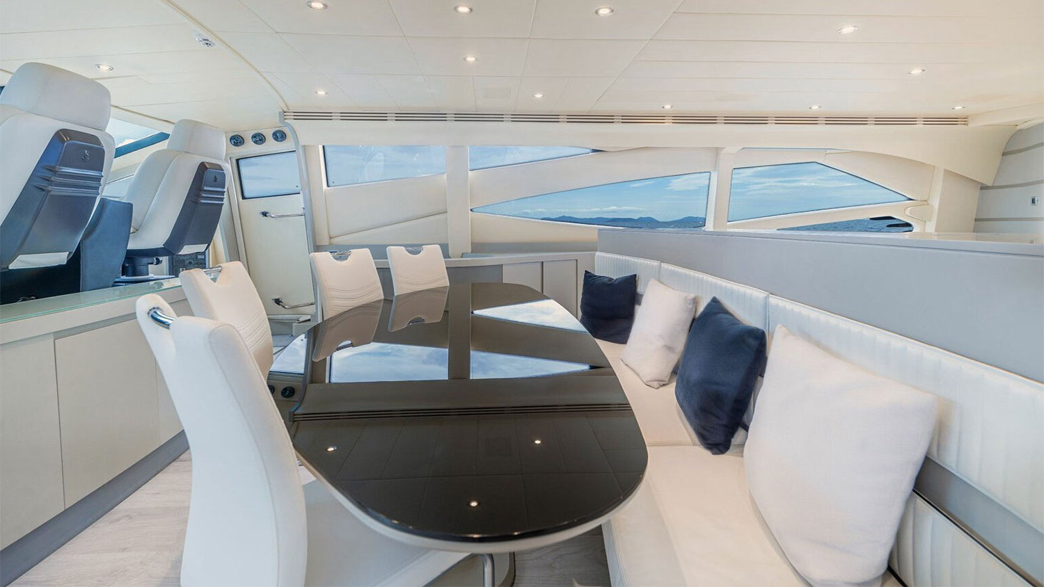 2004 Pershing 115 zu verkaufen (photo 3)