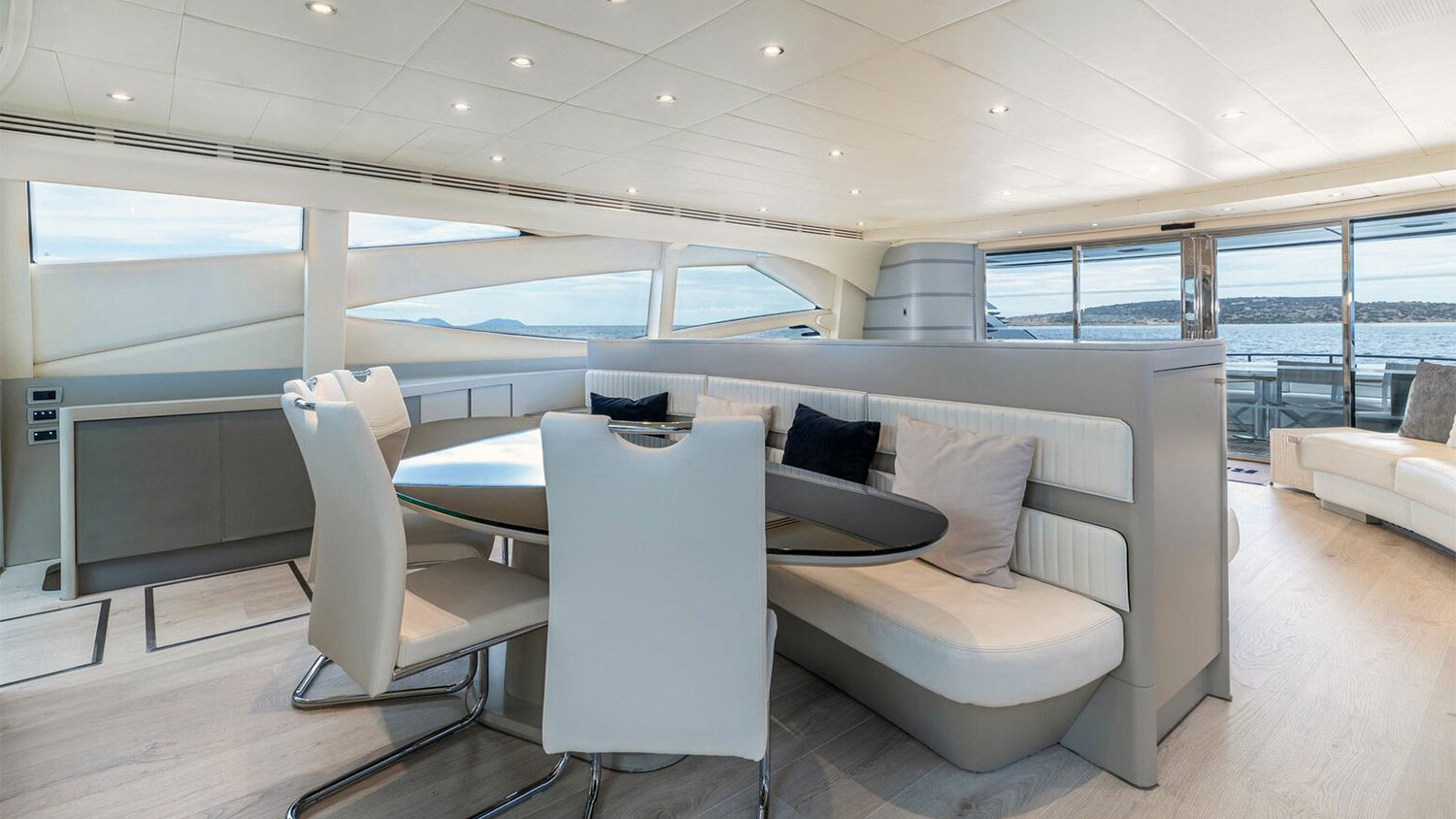 2004 Pershing 115 zu verkaufen (photo 5)