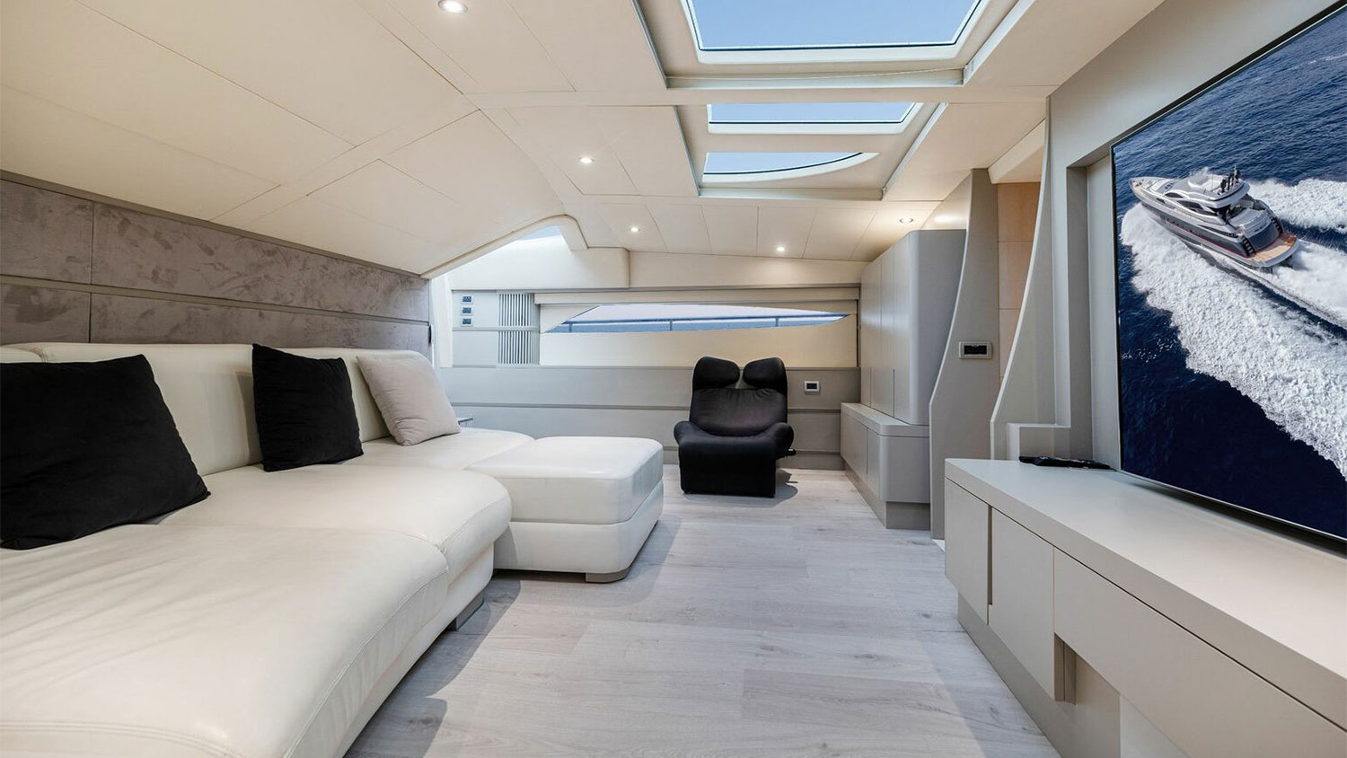 2004 Pershing 115 zu verkaufen (photo 6)