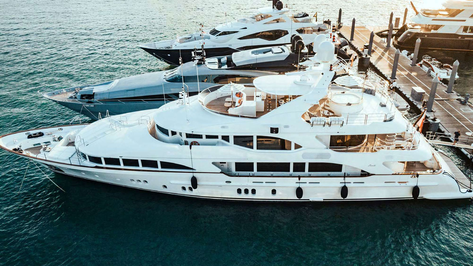 2010 Benetti Vision 145 zu verkaufen (photo 22)
