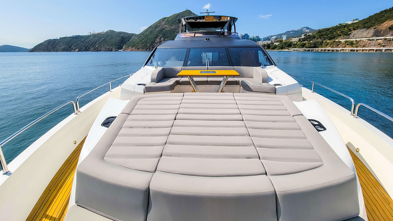 2016 Sunseeker 86 Yacht na sprzedaż (photo 20)