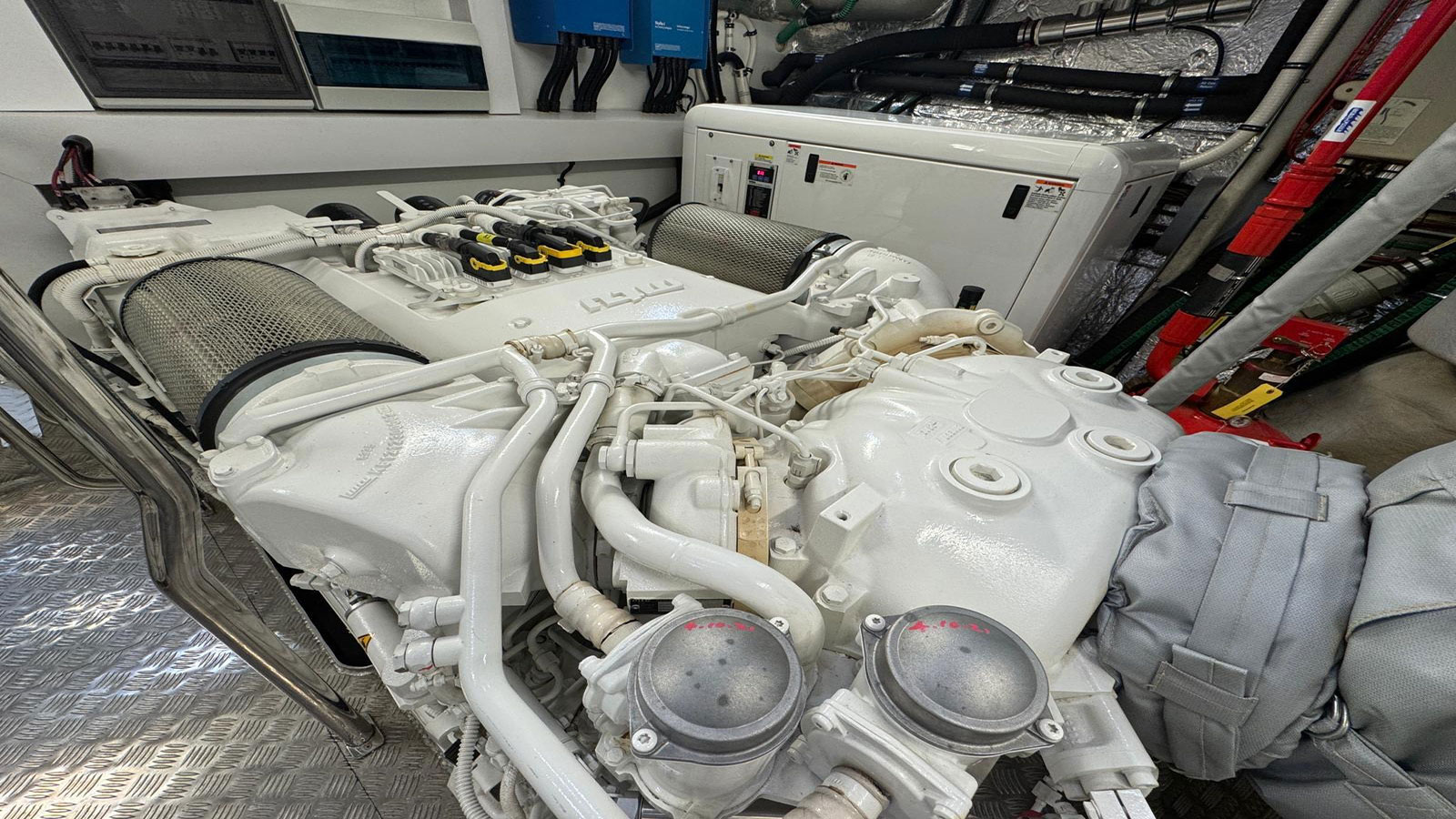 2016 Sunseeker 86 Yacht na sprzedaż (photo 26)