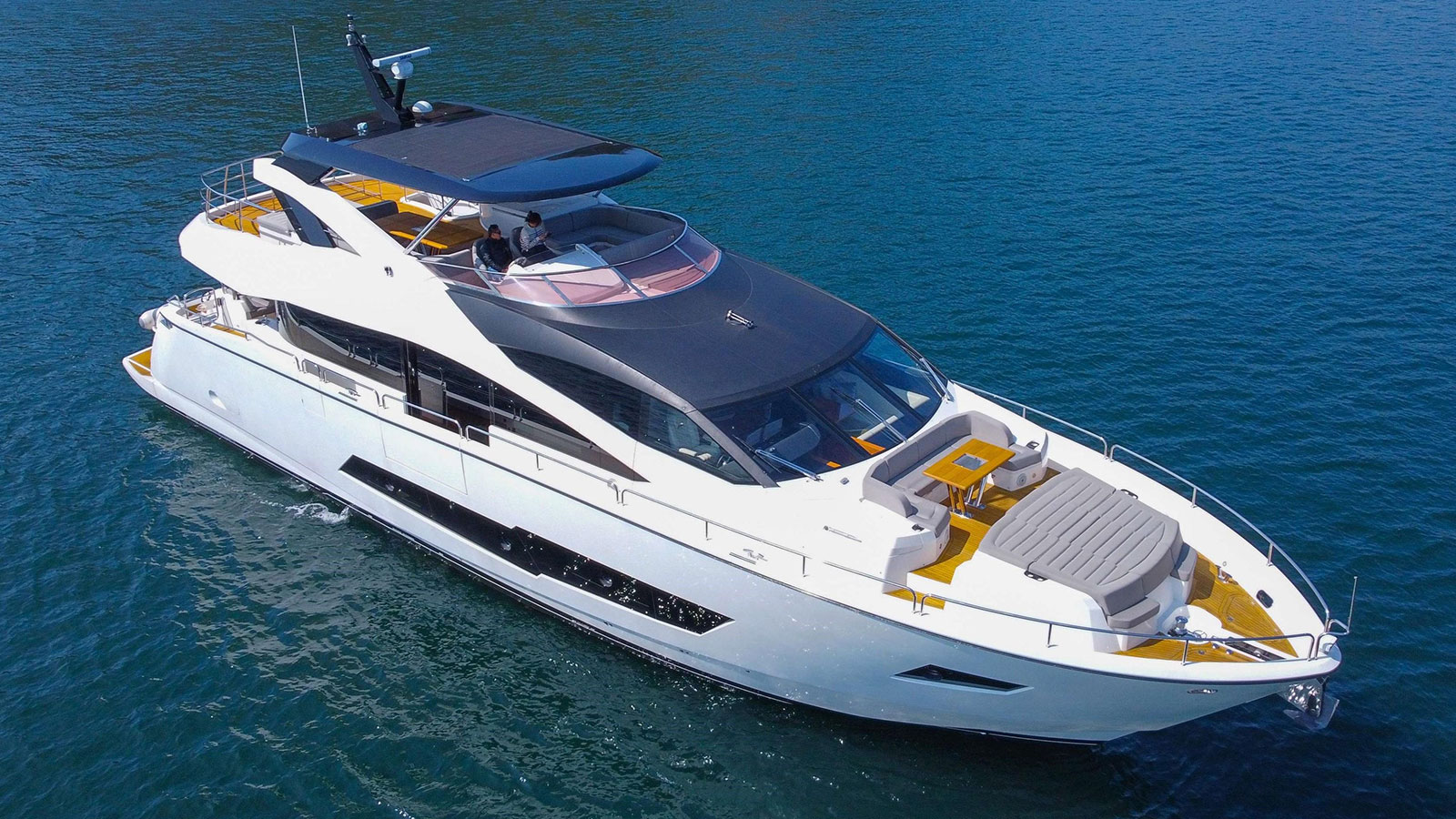 2016 Sunseeker 86 Yacht na sprzedaż (photo 27)