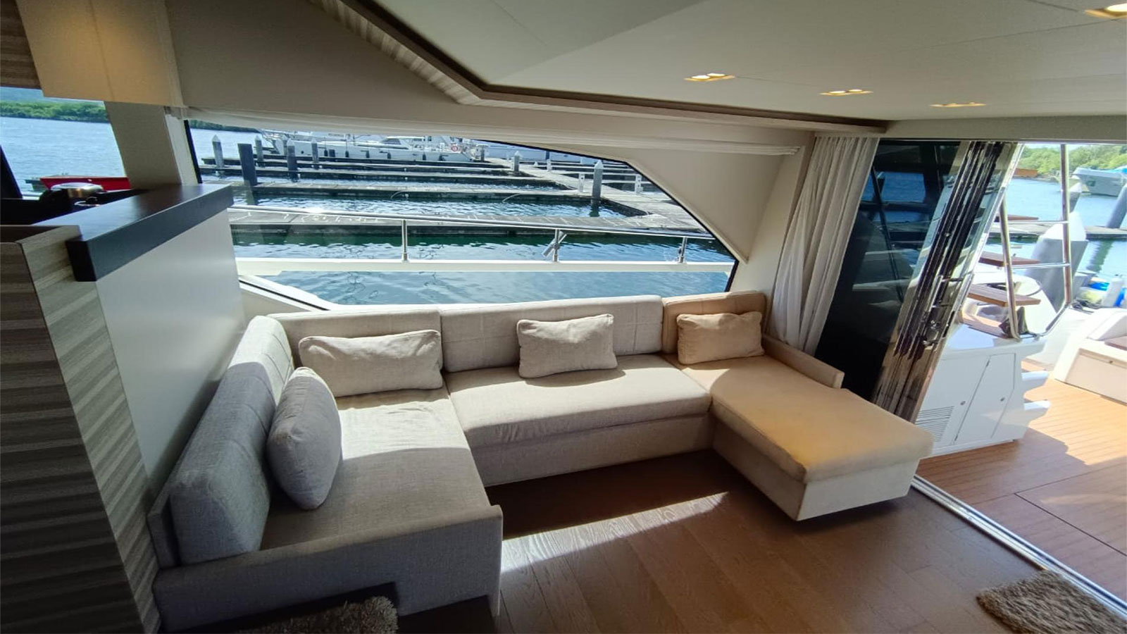 2020 Ferretti 670 à vendre (photo 3)