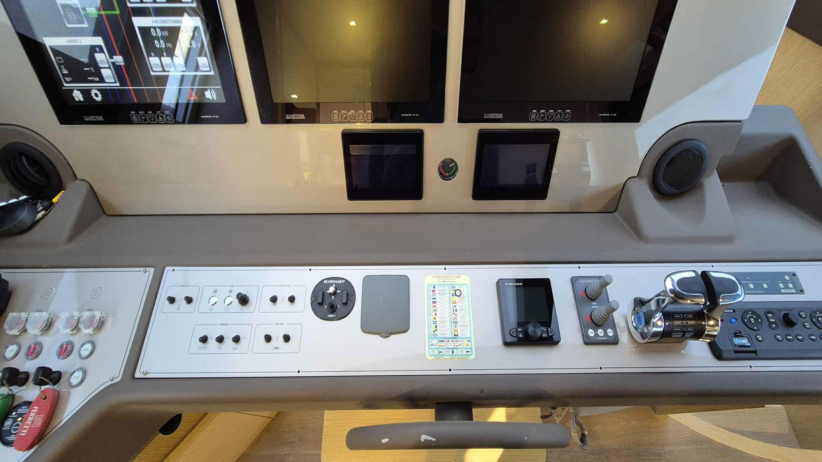 2015 Ferretti 750 na sprzedaż (photo 6)