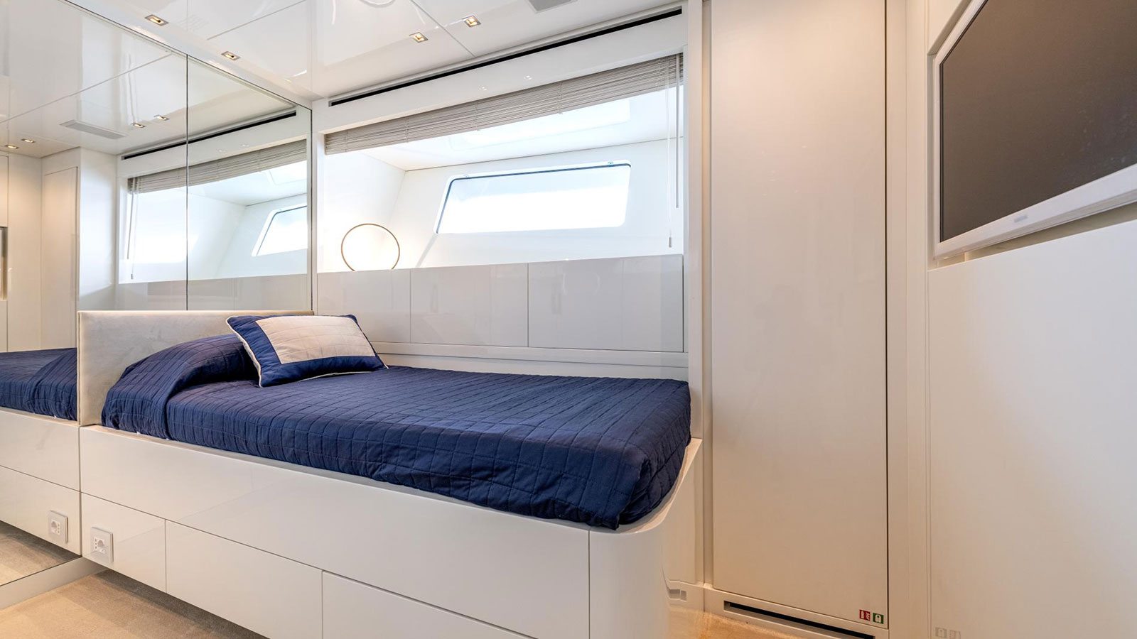 2014 Sanlorenzo SD92 for sale (photo 12)