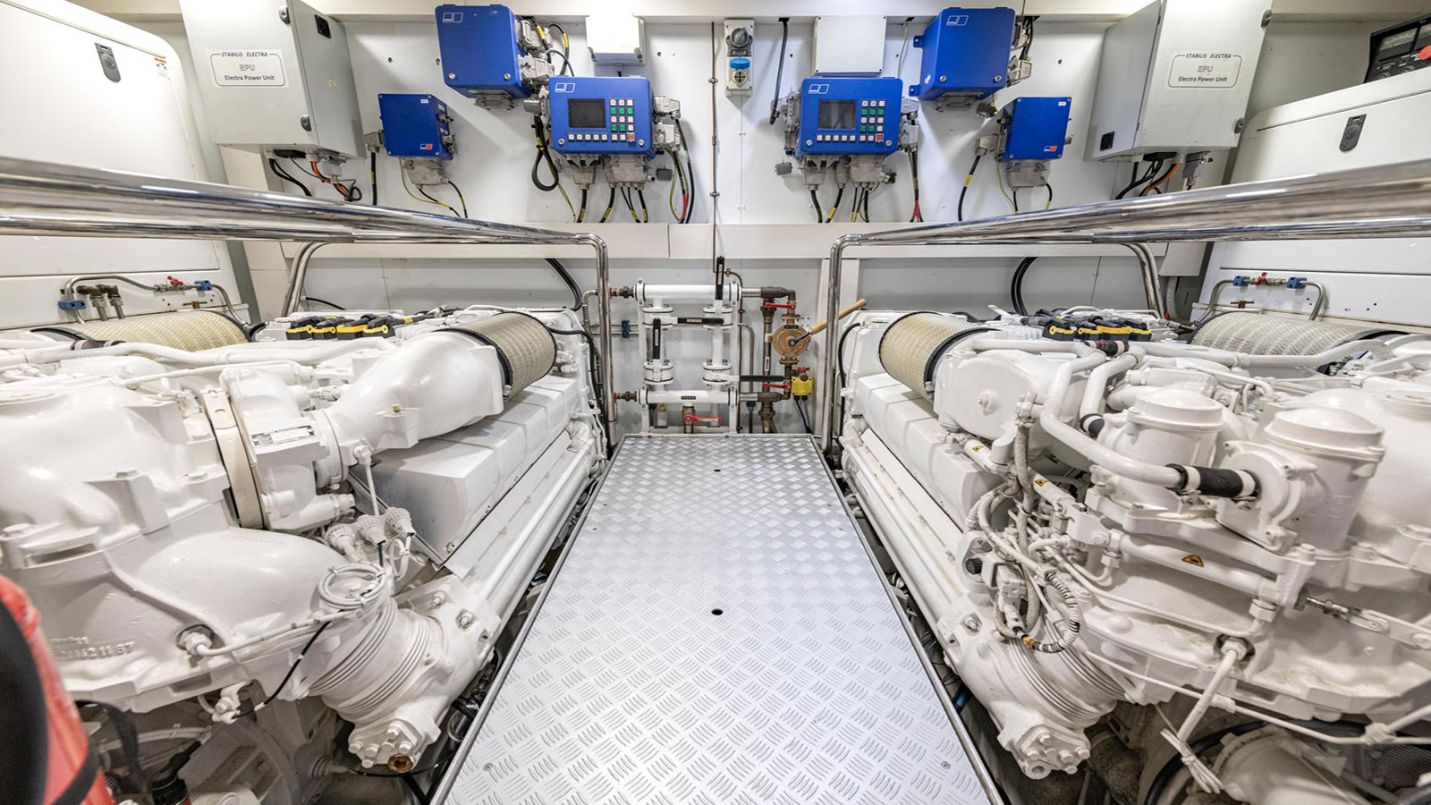 2014 Sanlorenzo SD92 for sale (photo 23)