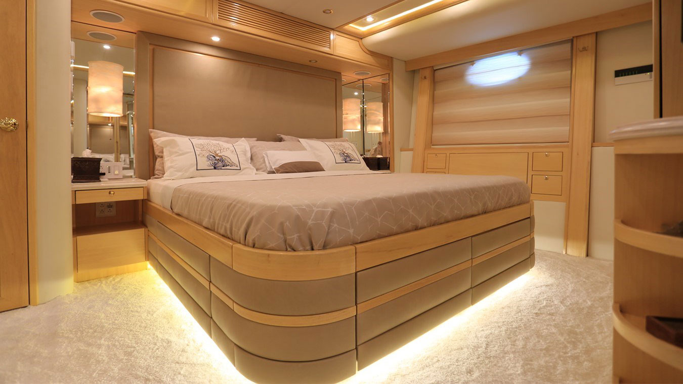 2004 Westport Custom 42m zu verkaufen (photo 6)