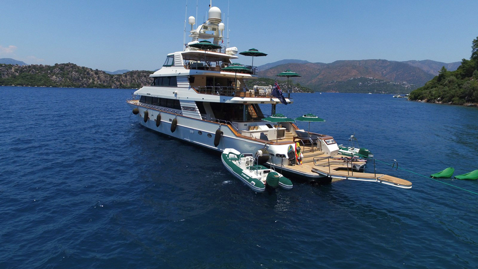 2004 Westport Custom 42m zu verkaufen (photo 24)