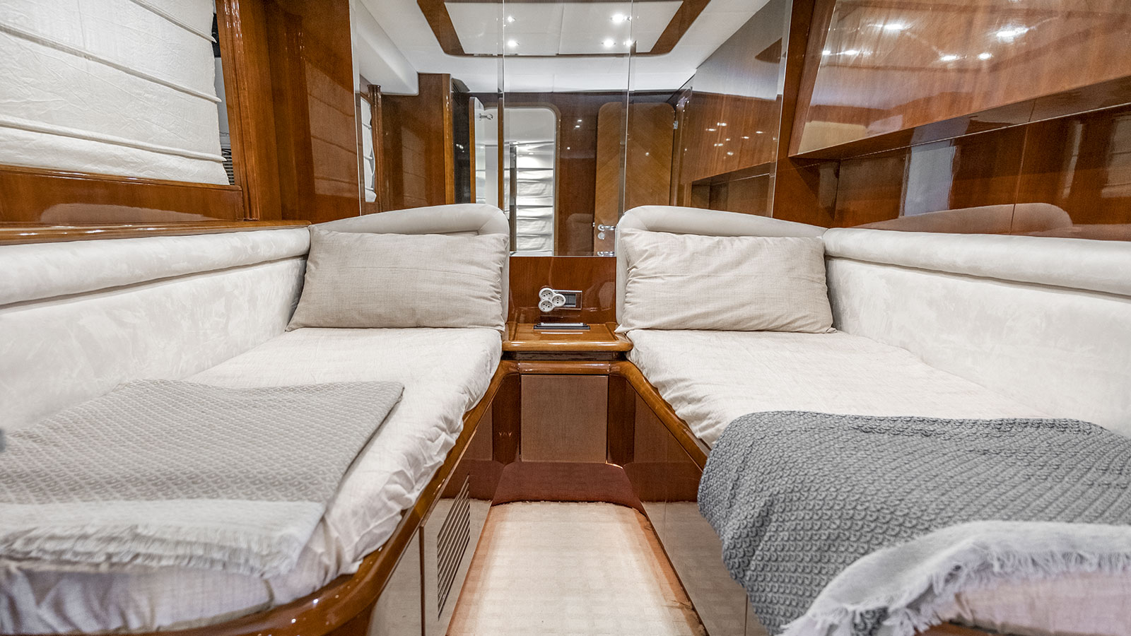 2005 Azimut 85 zu verkaufen (photo 8)