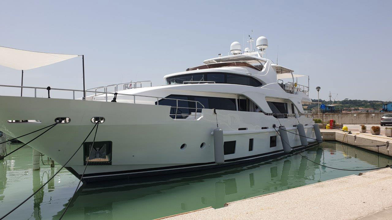 2013 Benetti 93 Delfino na sprzedaż (photo 24)