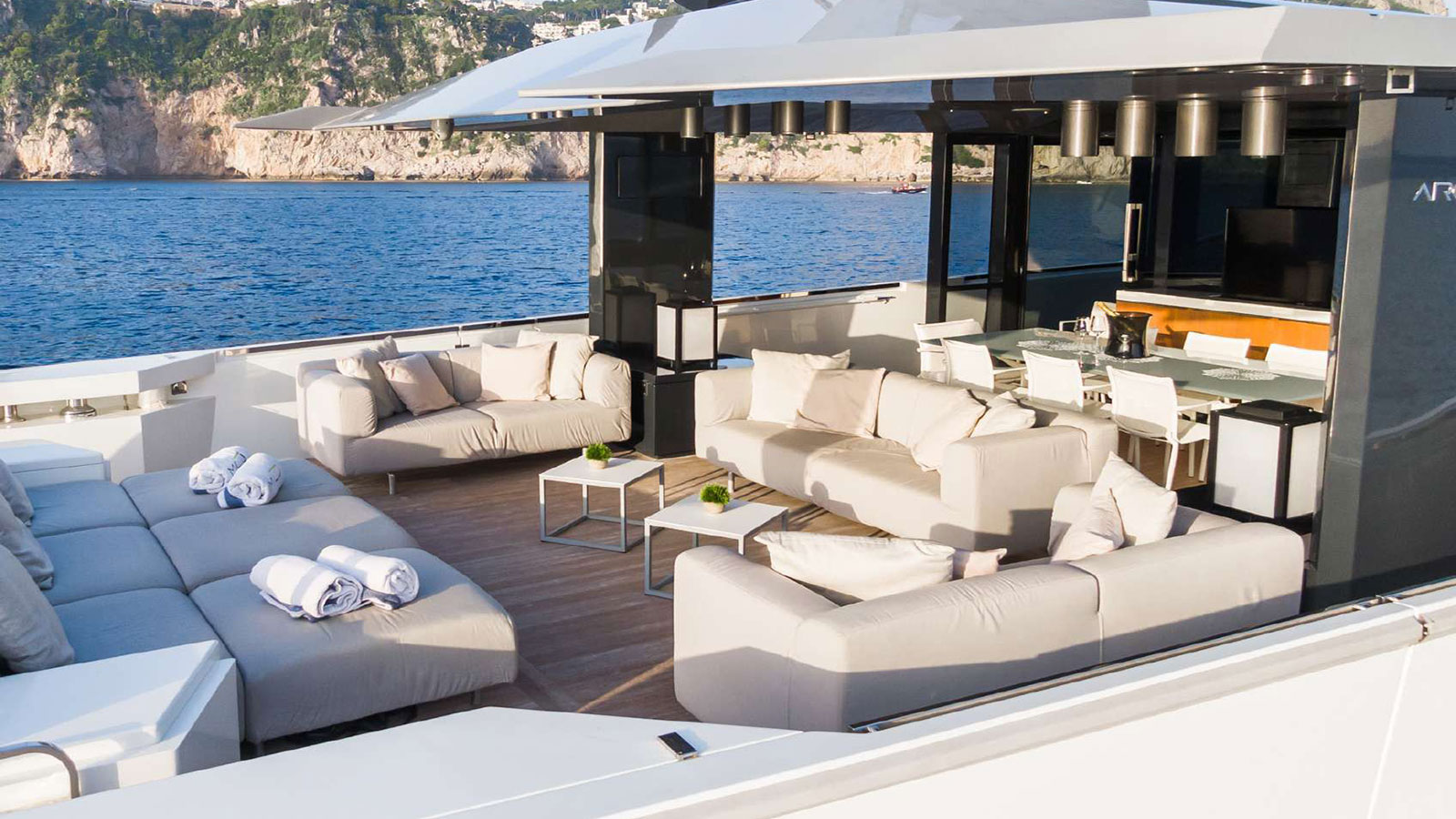 2019 Arcadia A85 in vendita (photo 18)