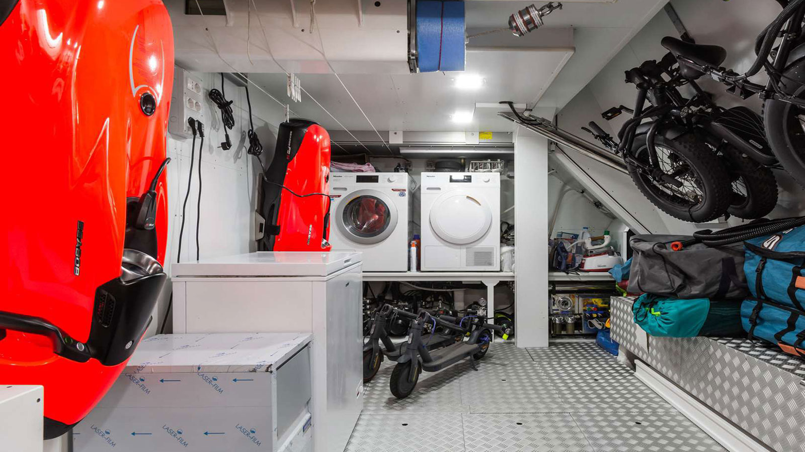 2019 Arcadia A85 in vendita (photo 23)