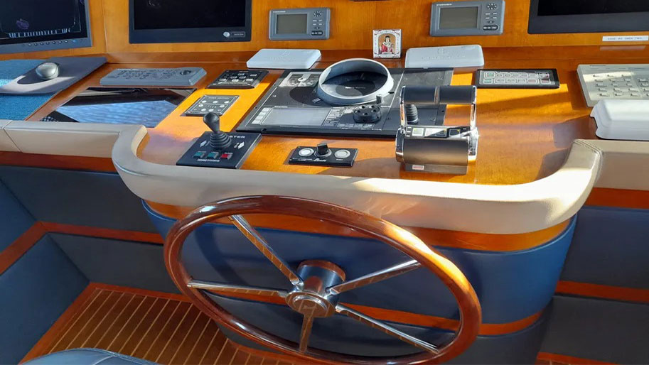 2010 Benetti Tradition 100 in vendita (photo 6)