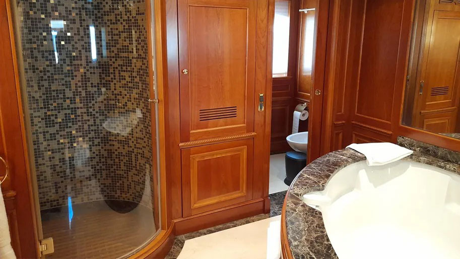 2010 Benetti Tradition 100 in vendita (photo 17)