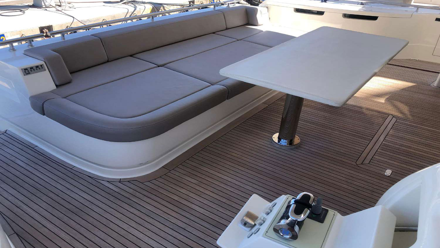 2015 Ferretti 800 HT te koop (photo 17)