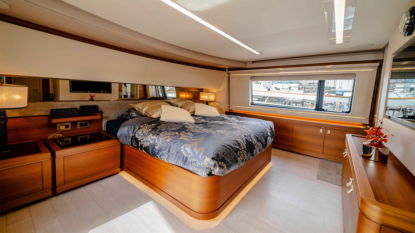 2016 Custom Line Navetta 28 à vendre (photo 8)